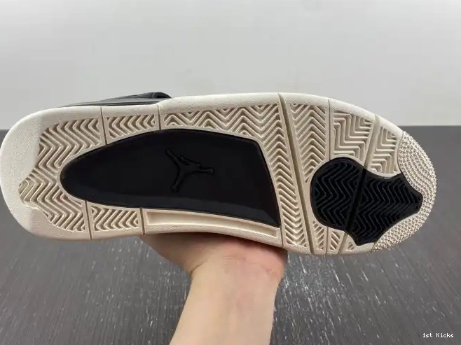 Black Jordan 4 Retro Hair 819139-010 Pony 0616